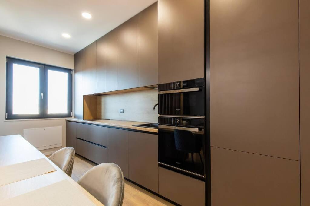 Elegant 2 Bedroom Retreat Bukurešť Exteriér fotografie